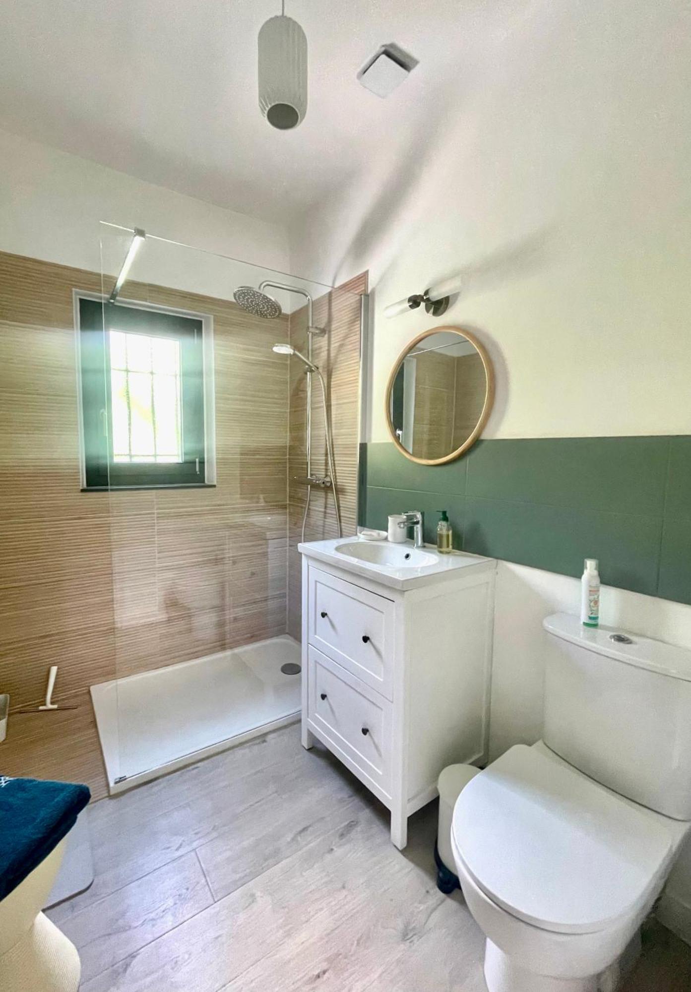 Les Cistes Bed & Breakfast Mallemort Dış mekan fotoğraf